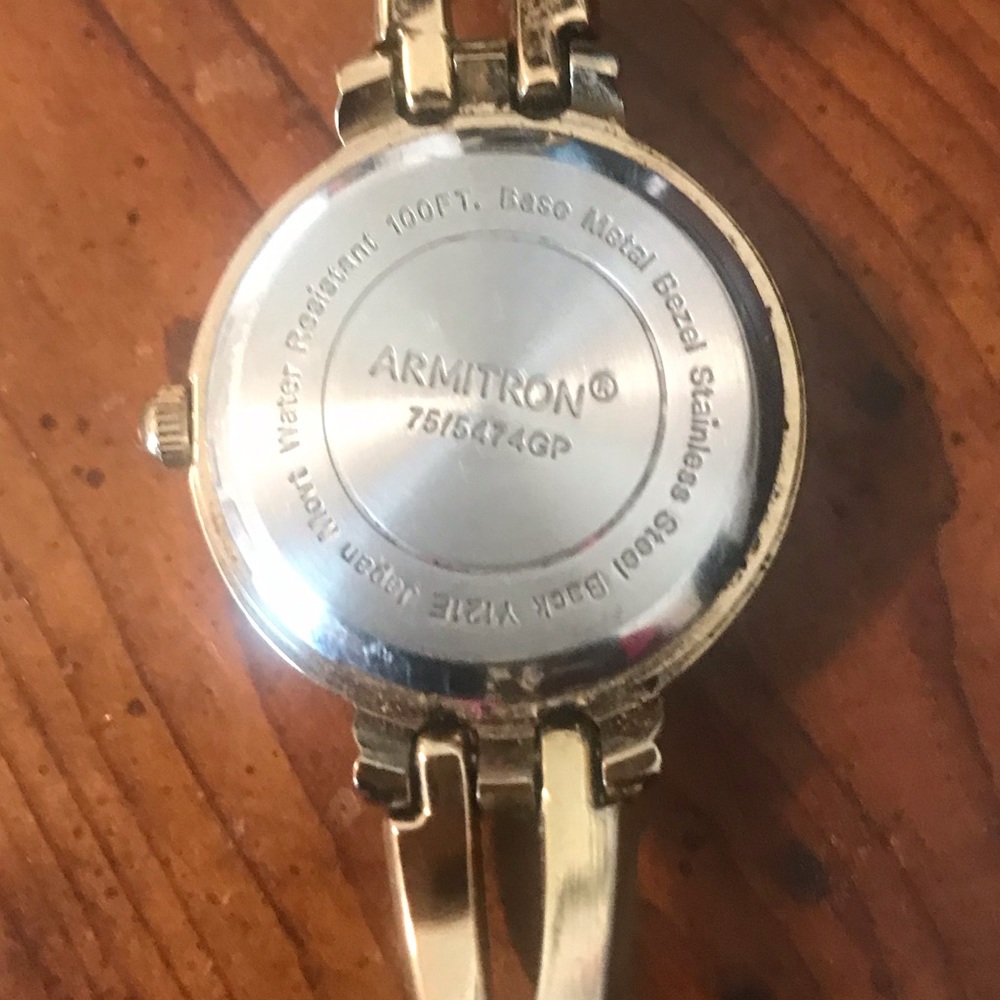 ✔️Armitron Ladies Watch 🌹 - Picture 8 of 9